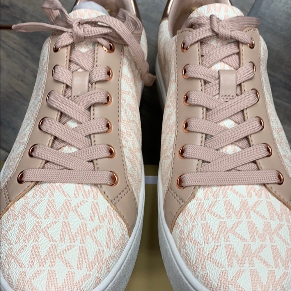 MICHAEL KORS POPPY LACE UP MINI MK LOGO PVC PINK - Picture 14 of 16
